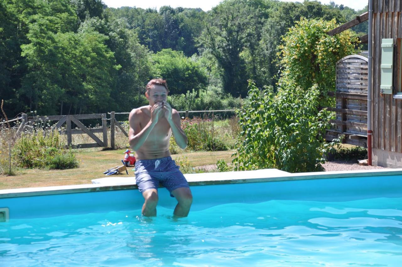 Villa Le Champ Radis à Marigny-sur-Yonne Extérieur photo